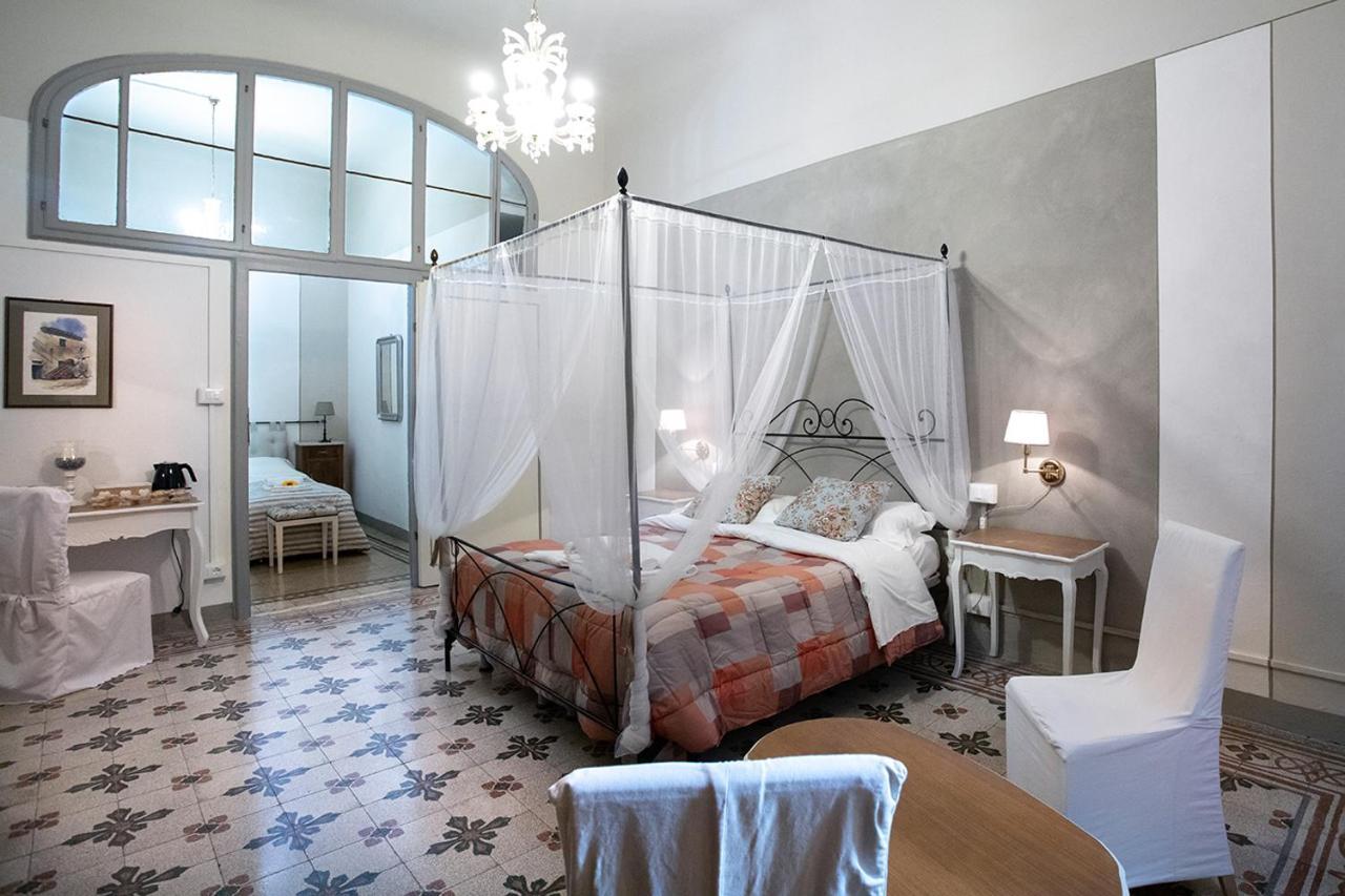 Residenza Centro Storico Ξενοδοχείο Λούκα Εξωτερικό φωτογραφία